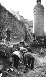 Bau der Zwingeranlage, 01.03.53